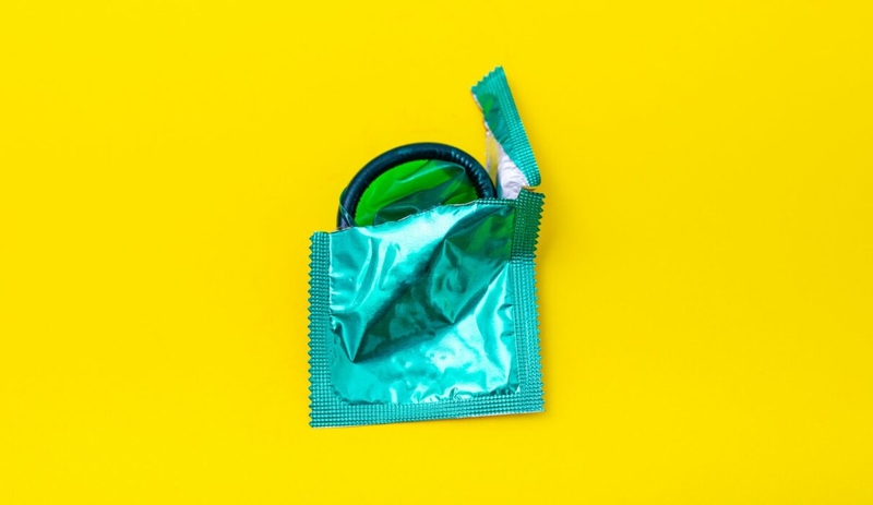 Sử dụng bao cao su có gai có gây đau không?