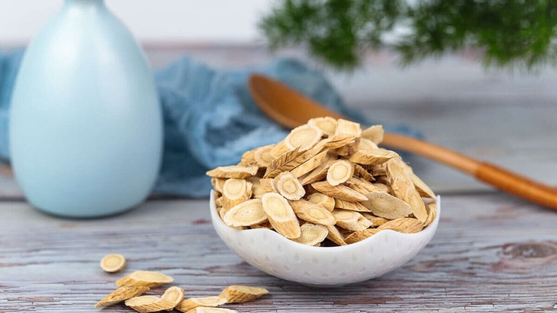 Sử dụng hoàng kỳ để chữa bệnh có tác hại gì không? 3