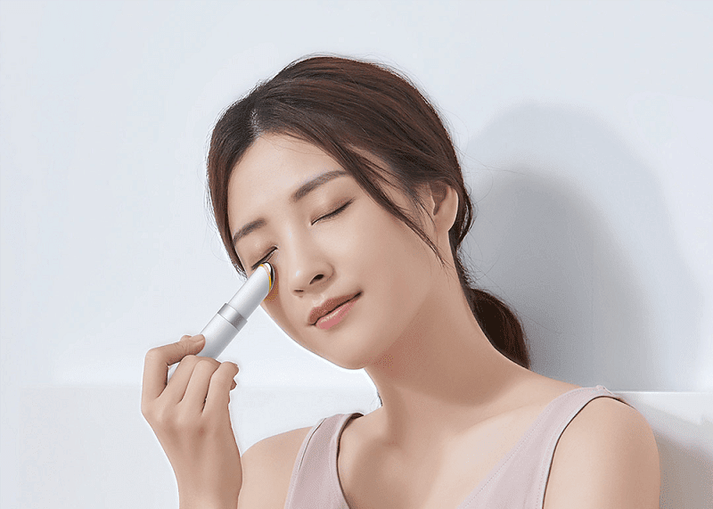 Sử dụng máy massage mắt có tốt không? Top 3 máy massage mắt tốt nhất hiện nay 2
