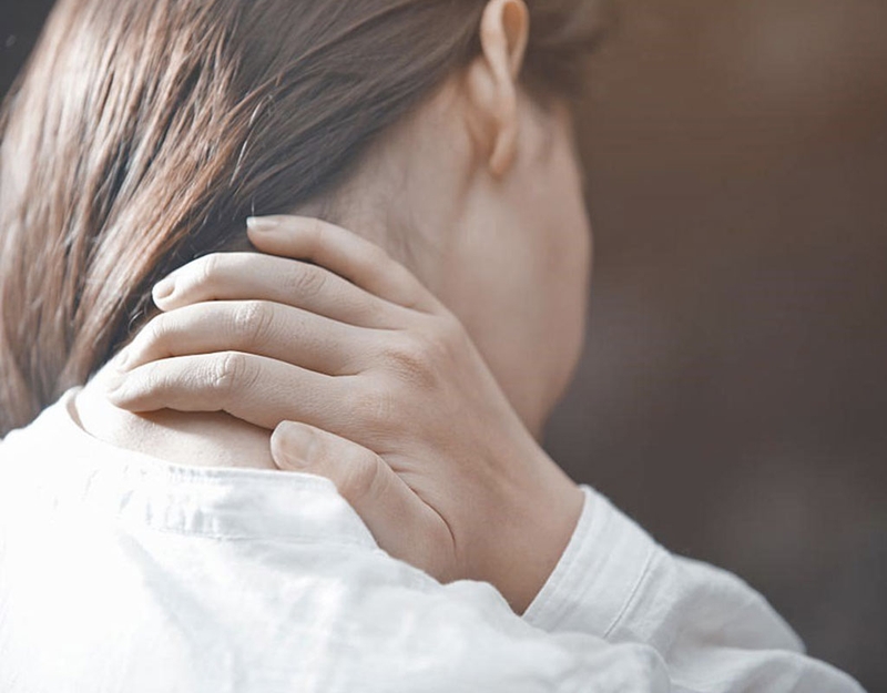 Sử dụng thuốc Đông y trị đau vai gáy có hiệu quả không? 1