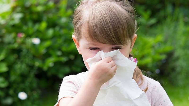 Sử dụng thuốc nhỏ mũi cho trẻ sơ sinh khi nào? Công dụng ra sao? 2