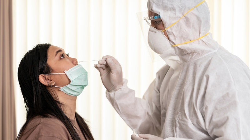 sự khác biệt giữa cảm cúm và covid 4