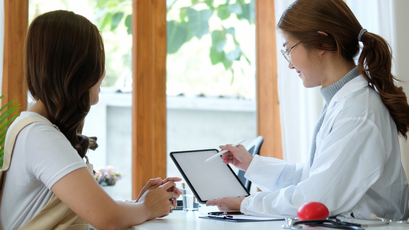 Uống thuốc đau bụng kinh có bị vô sinh không? Một số cách giảm đau bụng kinh tại nhà 4