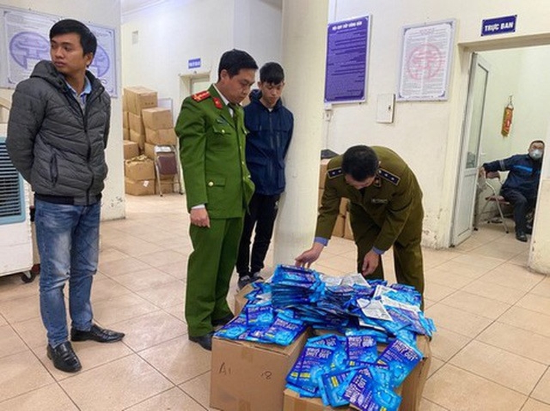 Sự thật về tác dụng của thẻ ngăn virus: Cẩn thận tiền mất tật mang