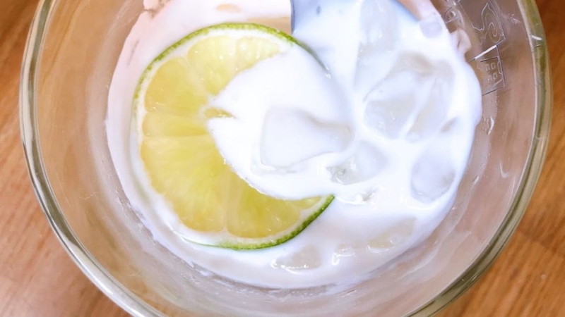 Không nên uống sữa chanh kết tủa quá nhiều vì dễ gây khó tiêu