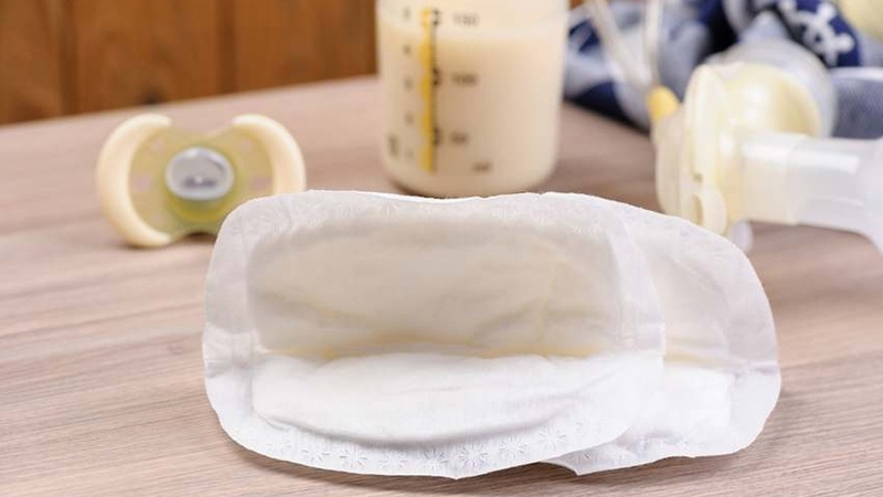 Sữa chảy ướt áo nhưng vẫn ít sữa nguyên nhân do đâu? 1