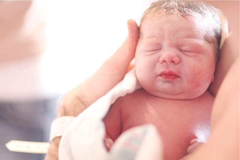 Làm cách nào để chọn sữa cho trẻ sơ sinh thiếu canxi? 1