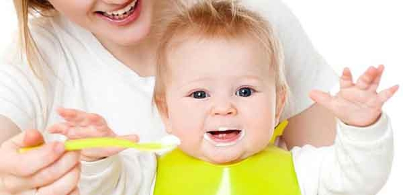 Những điều ba mẹ cần biết về sữa chua cho bé và cách cho trẻ ăn sữa chua 3