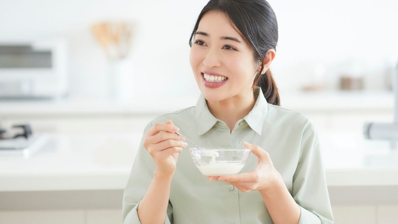 Sữa chua ít đường bao nhiêu calo? Cách kiểm soát lượng calo khi ăn 3