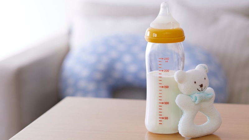 Sữa công thức ủ nóng để được bao lâu? Mẹo ủ nóng sữa đúng cách 4