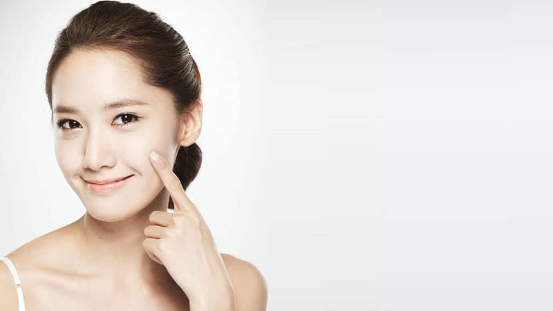 Sữa dưỡng thể trắng da ban đêm nào tốt?