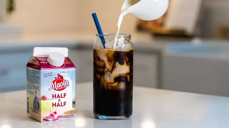 Half Half là hỗn hợp giữa sữa và kem sữa với độ béo vừa phải