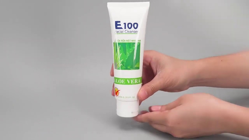 Sữa rửa mặt E100 bò có ăn nắng không? Review về các loại sữa rửa mặt nhà E100 3