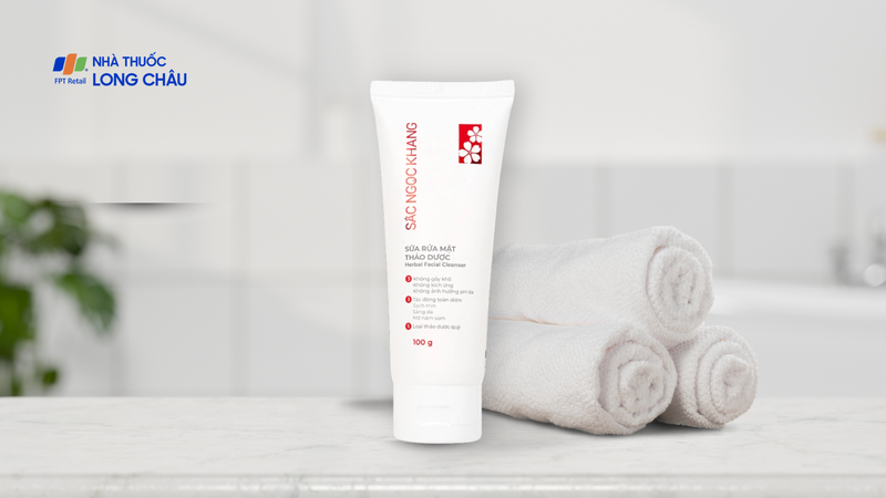 sua-rua-mat-thao-duoc-sang-da-mo-sam-sac-ngoc-khang-100-g (1).png