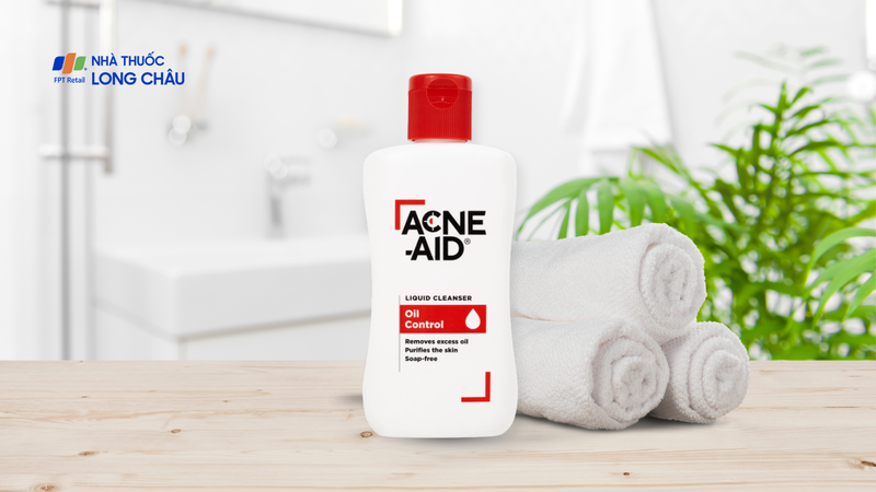 Sữa rửa mặt trị mụn Acne Aid Liquid Cleanser Oil Control (100ml)