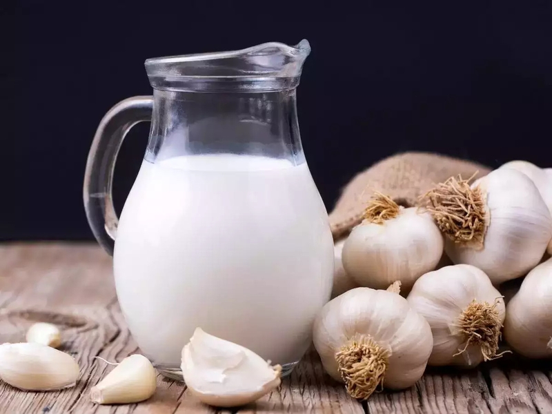 sữa tỏi phương thuốc chữa đau thần kinh tọa tại nhà 2