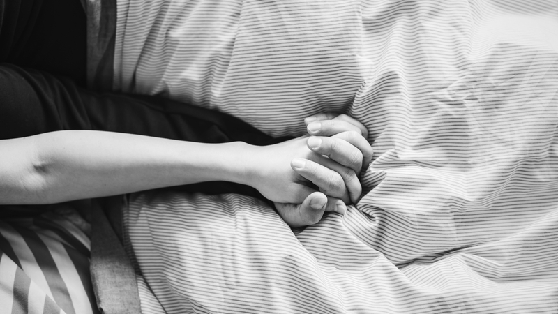 Việc có nhiều bạn tình và đời sống tình dục không an toàn gây sùi mào gà âm đạo