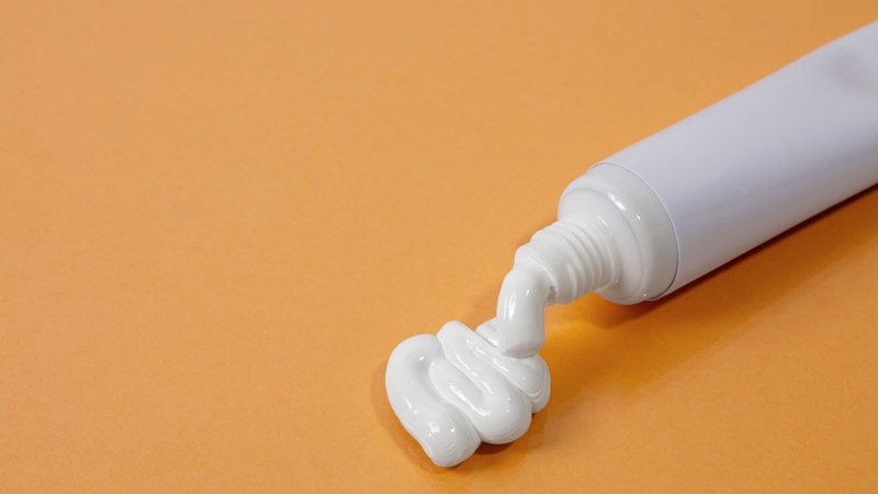 Sử dụng thuốc bội điều trị sùi mào gà âm đạo theo chỉ định của bác sĩ