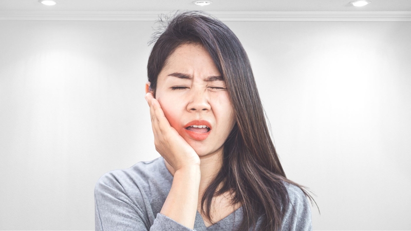 Sưng lợi răng số 8 là tình trạng mô nướu bị viêm, đỏ, sưng đau