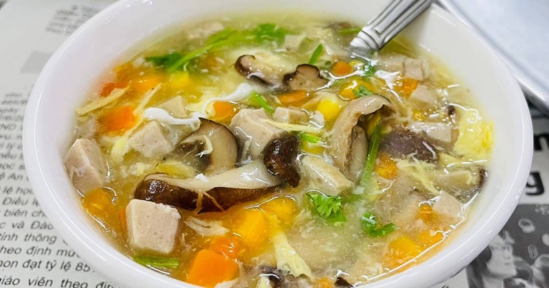 Súp gà bao nhiêu calo? Liệu ăn súp gà có làm tăng cân hay không? 3