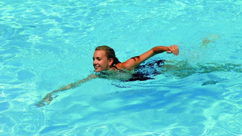 Tác dụng của bơi lội với xương khớp: Lợi ích khó tin bạn cần biết 4