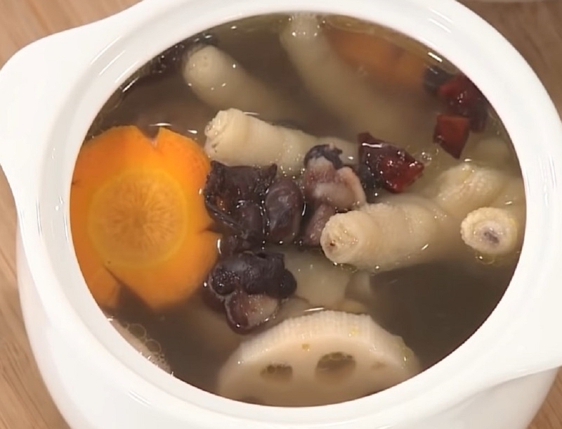 Tác dụng của chân gà hầm đậu đen là gì, bạn có biết 3