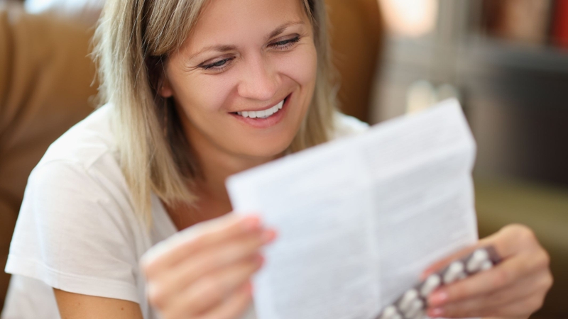 Người bệnh cần sử dụng thuốc theo đúng liều lượng, thời điểm và thời gian điều trị được bác sĩ chỉ định