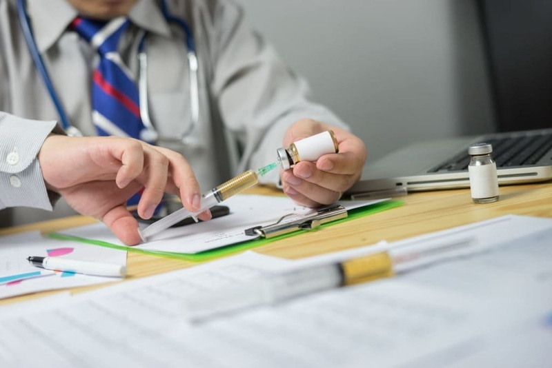 tac-dung-phu-cua-thuoc-doxorubicin-can-luu-y 1.jpg