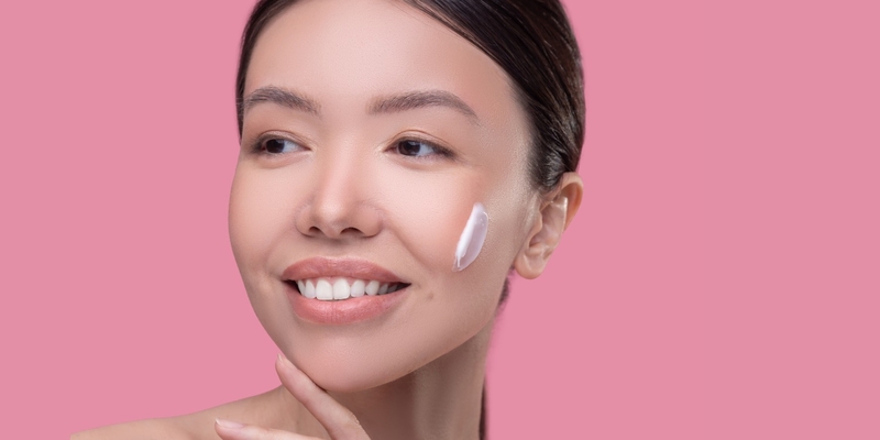 Tác dụng phụ của tretinoin là gì? Cách sử dụng tretinoin hiệu quả  2