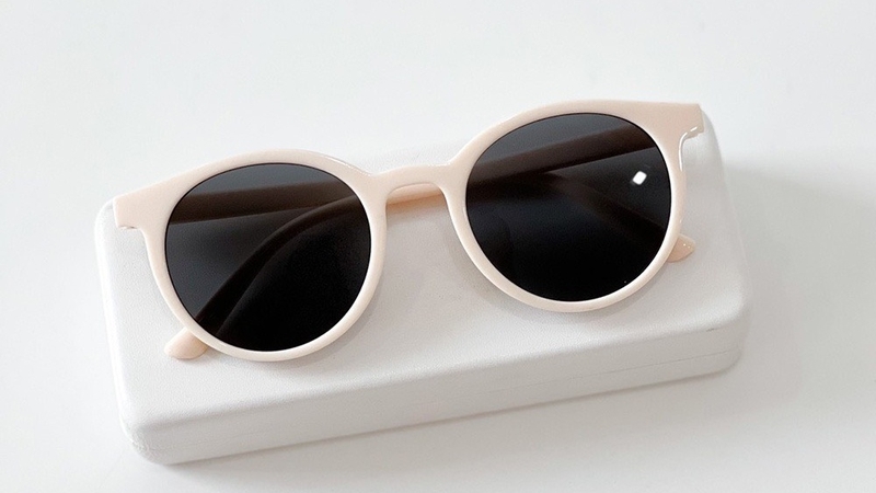 Tác hại của những chiếc kính mát rẻ tiền ít ai nghĩ đến 2