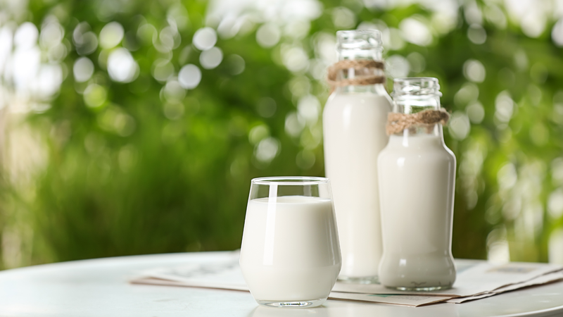 Để dùng sữa tươi không đường an toàn