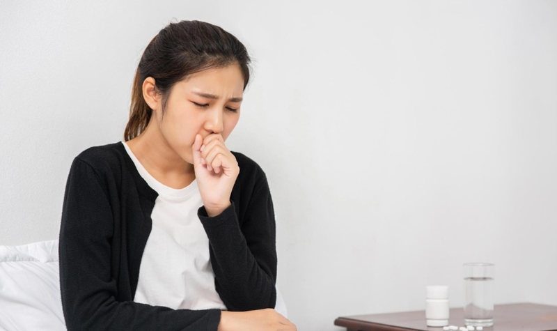 Người bị viêm họng nặng cần hạn chế dùng trà hoa cúc