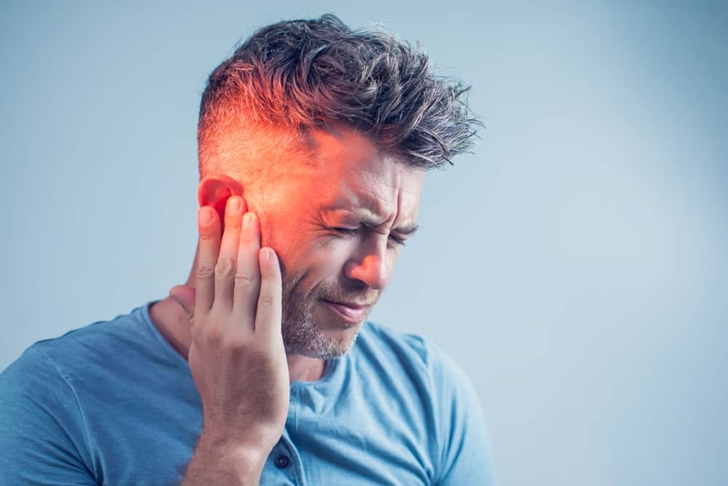 tác hại của việc đeo tai nghe nhiều 2