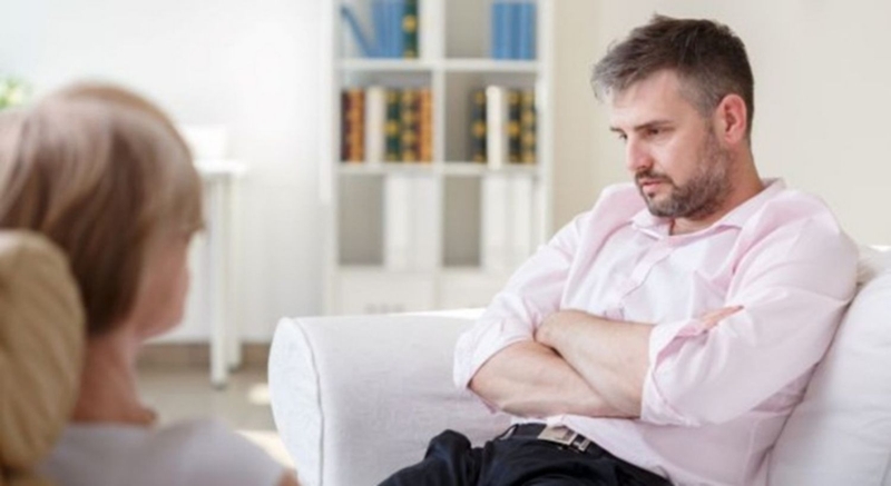 Di tinh là hiện tượng xuất tinh ngay cả khi nam giới không đạt khoái cảm tình dục hay xuất khi đang quan hệ tình dục