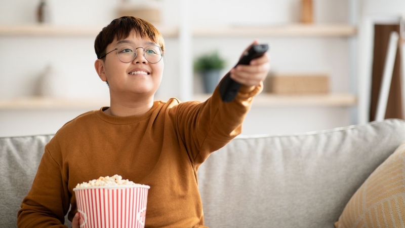 Tác hại của xem tivi đối với trẻ em nhiều cha mẹ không ngờ tới 1