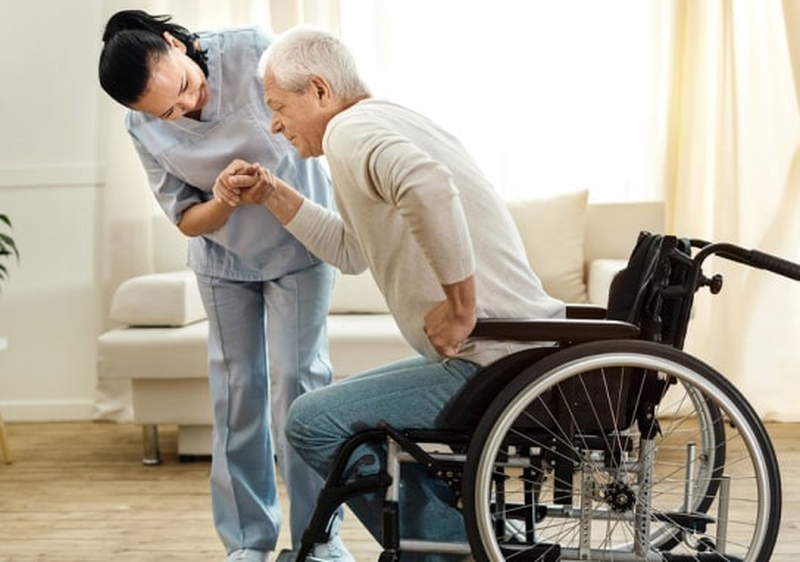 Chăm sóc loét tỳ đè cho bệnh nhân nằm một chỗ 1