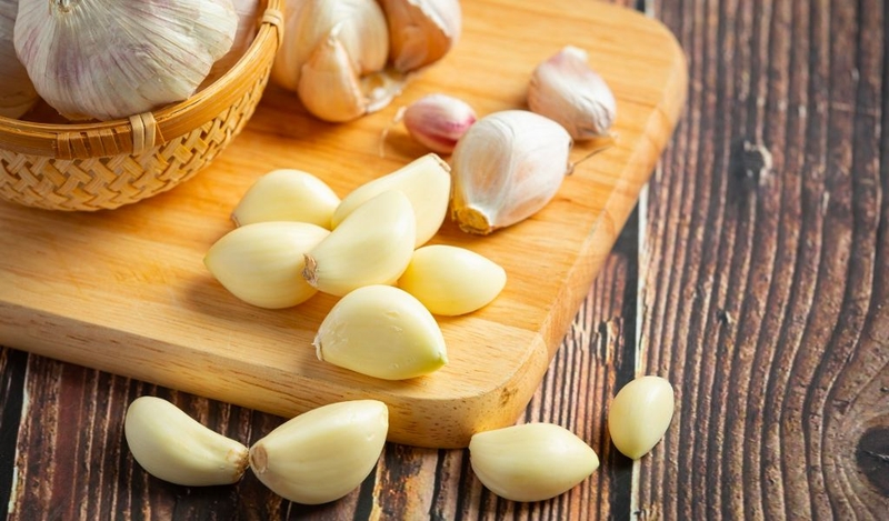 Tại sao ăn rau muống bị sẹo lồi? Mẹo điều trị sẹo lồi đơn giản tại nhà 2