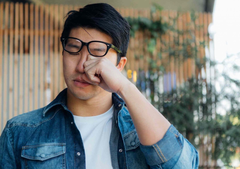 Tại sao bị ngứa khóe mắt? Mẹo làm dịu cơn ngứa nhanh chóng