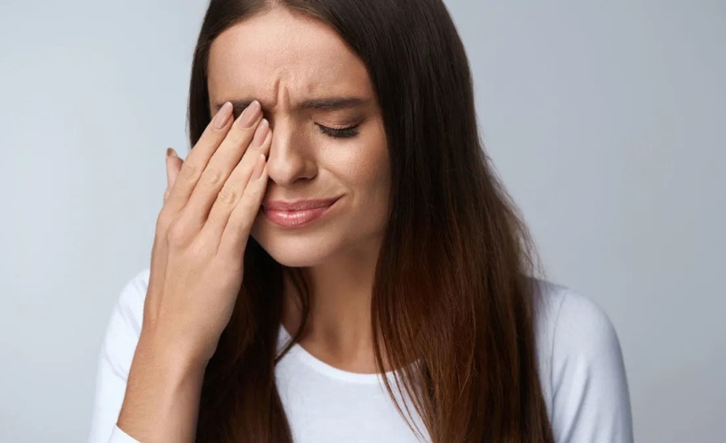 Tại sao bị ngứa khóe mắt? Mẹo làm dịu cơn ngứa nhanh chóng