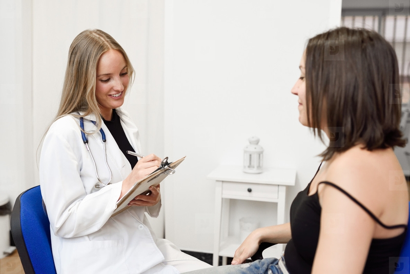 Tại sao các chuyên gia khuyến nghị phụ nữ ở độ tuổi 40 nên bắt đầu kiểm tra ruột già? 2