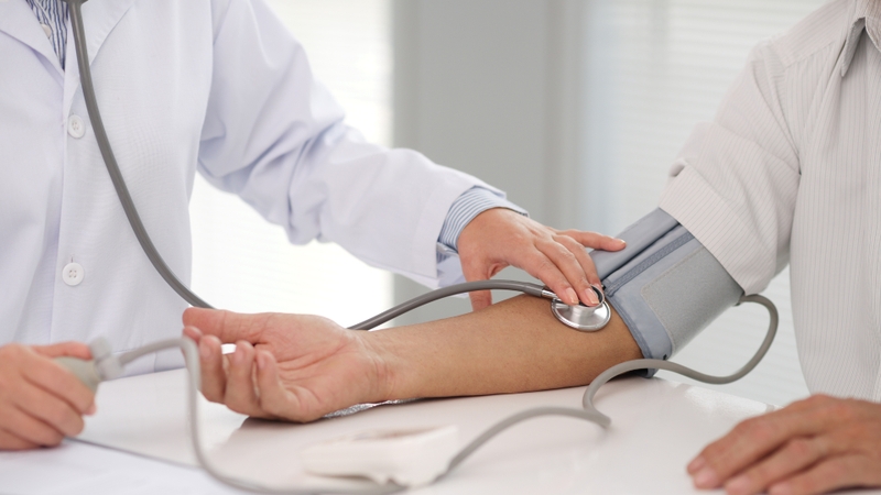 Tại sao huyết áp cao không nên ăn mặn? Lý do và ảnh hưởng đến sức khỏe 4