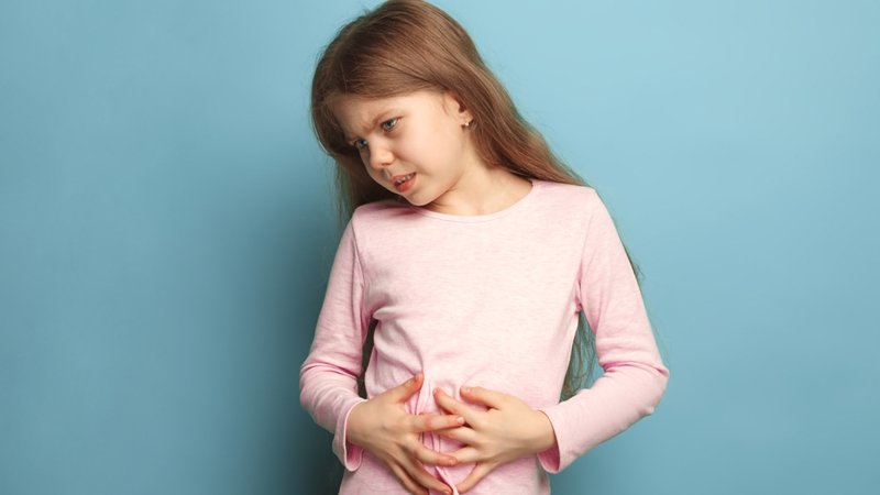 tai-sao-khi-be-doi-sua-bi-tieu-chay 1