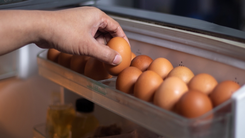 Tại sao lòng trắng trứng có màu xanh? Lòng trắng trứng màu xanh có ăn được không? 5