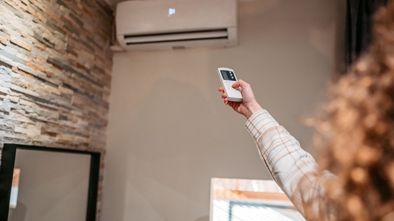 Tại sao ngủ máy lạnh bị nhức đầu? Nguyên nhân và cách phòng ngừa 4