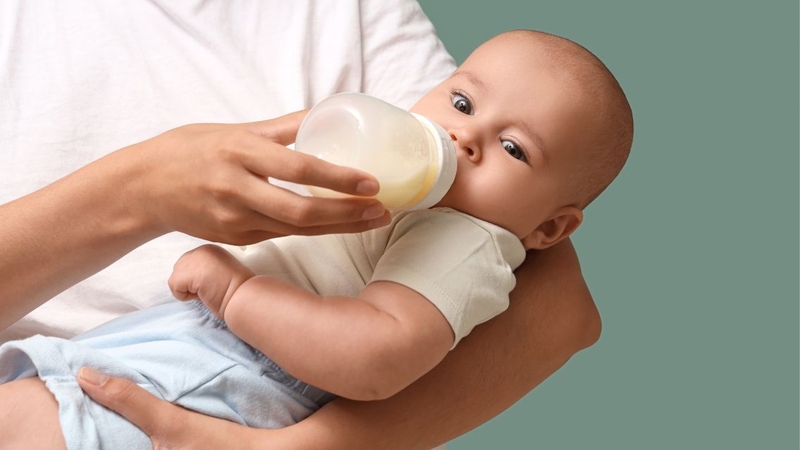 Cần thận trọng nếu sữa bột có dấu hiệu bị hỏng