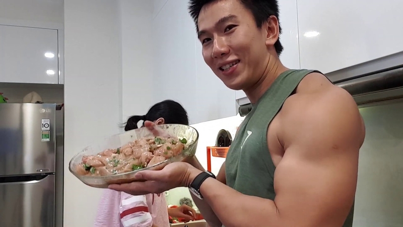 tại sao tập gym lại ăn ức gà 2