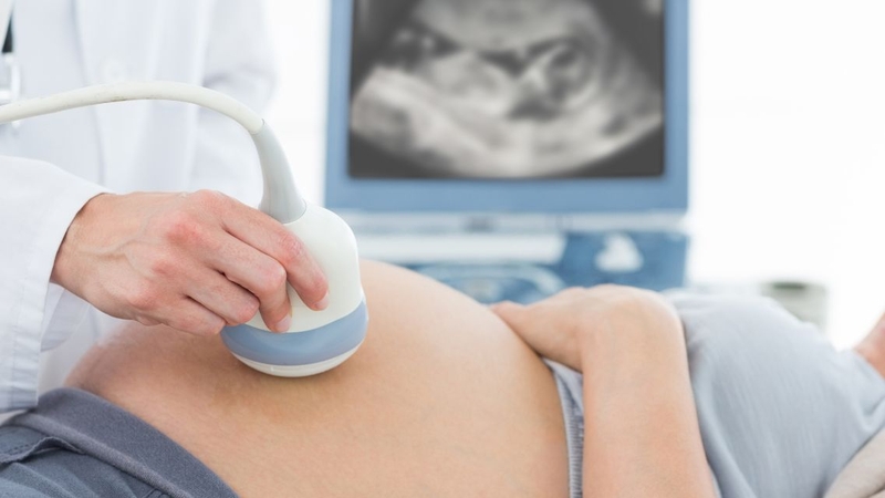 Ảnh hưởng đến thai nhi tùy thuộc mức độ của tình trạng thận ứ nước và cần theo dõi thường xuyên