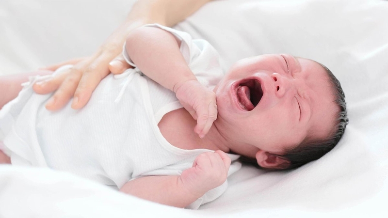 Tại sao trẻ sơ sinh bú mẹ hay bị sặc? 3