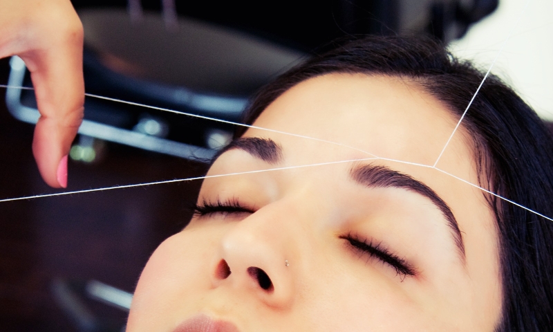 Tại sao triệt lông mặt lại nổi mụn và cách xử lý? 3