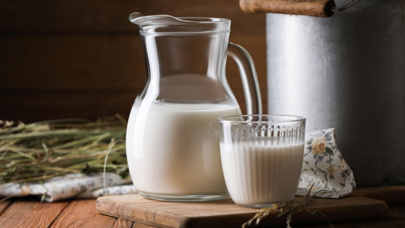 Lactose là loại đường tự nhiên có trong sữa và các sản phẩm từ sữa
